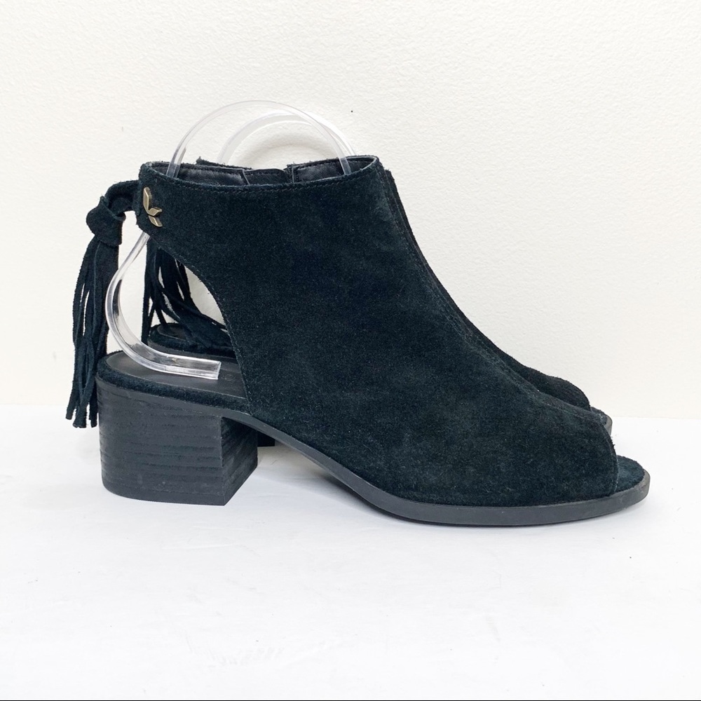 Koolaburra by Ugg Lens Tassle Black Suede Bootie - Picture 3 of 9